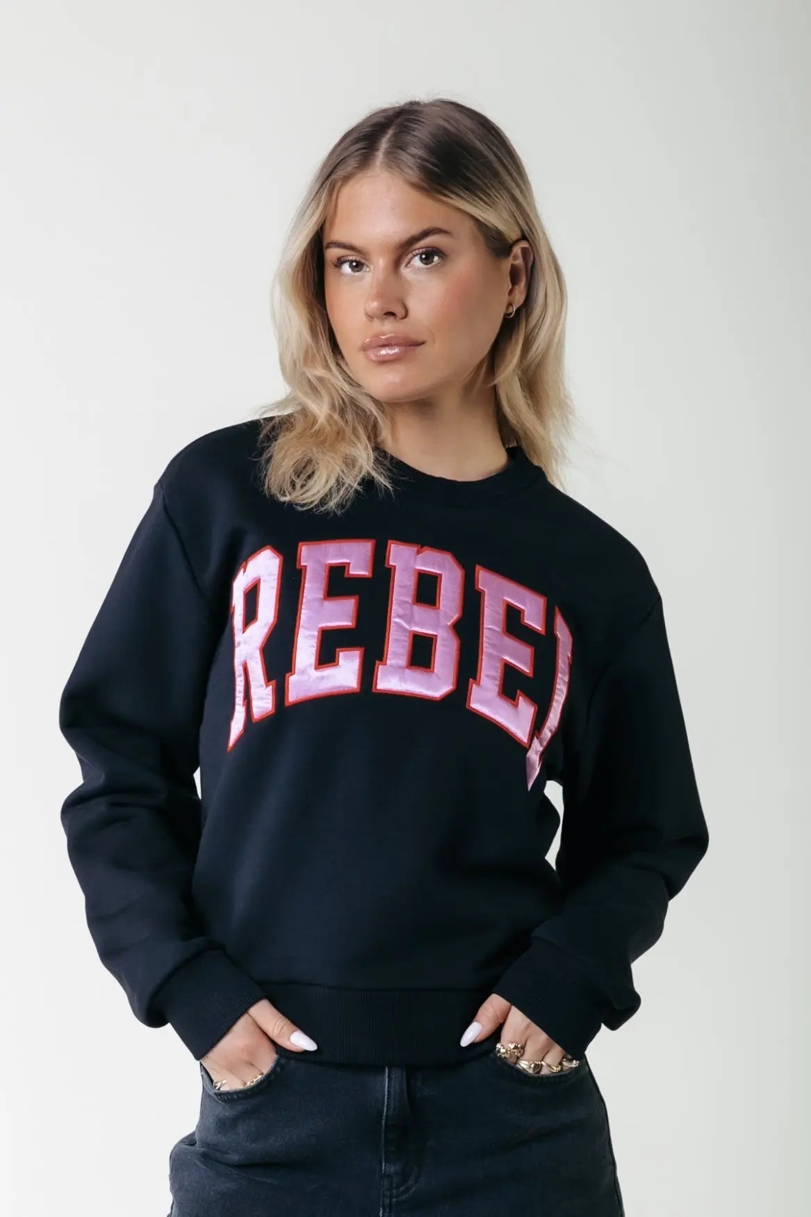 Rebel Patch Relaxed Sweat Colourful Rebel